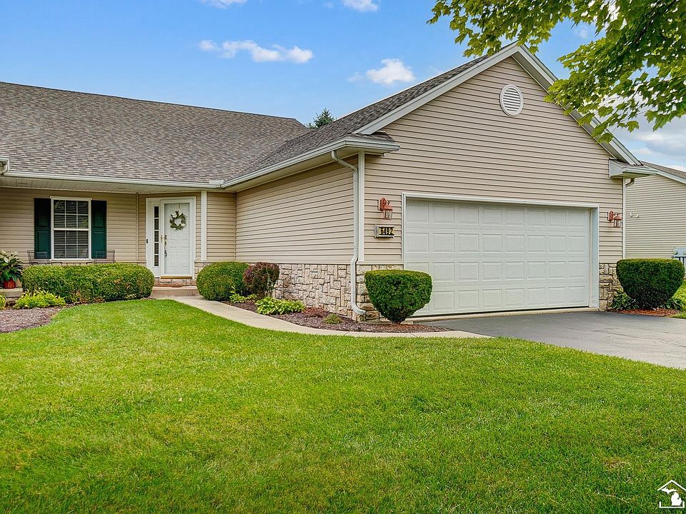 1st image of 6492 Black Diamond Ln