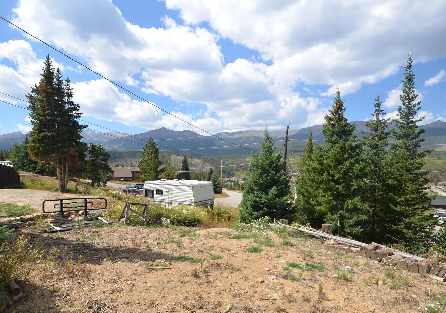 Garden level one bedroom apartment in the hills above BRECK. Pets OK! Includes HEAT and electric!... — Photo 3