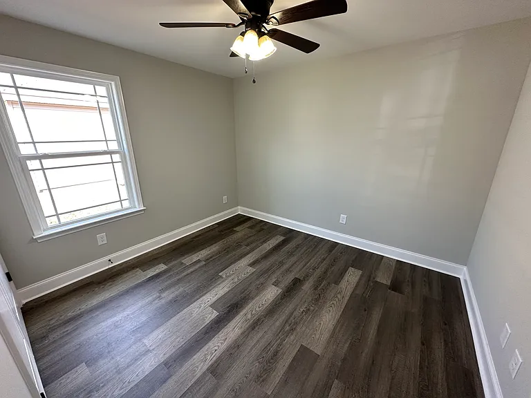 221 Lasso Dr — Photo 25