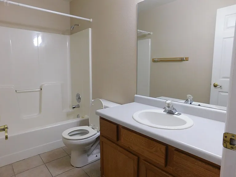 493 Green Acres St #A — Photo 12