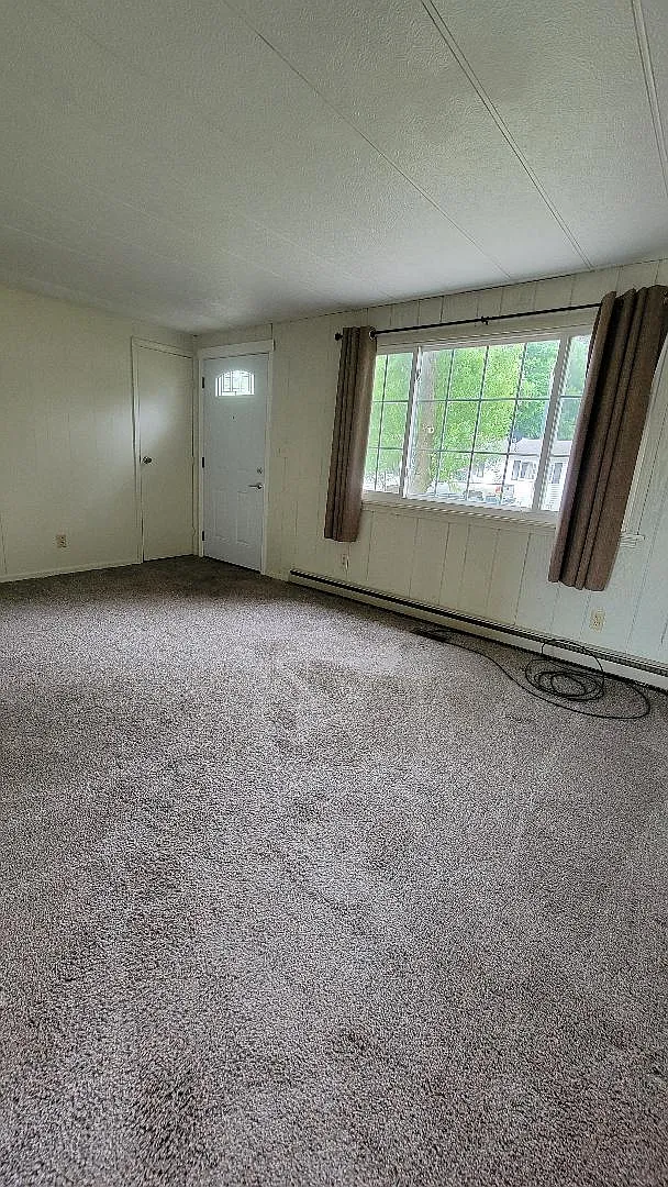 2 bed, 700 sqft, $960 — Photo 4