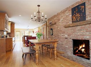 2 Antler Pine Rd, Sandy Hook, CT 06482