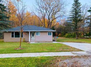 1378 W Midland Rd, Auburn, MI 48611