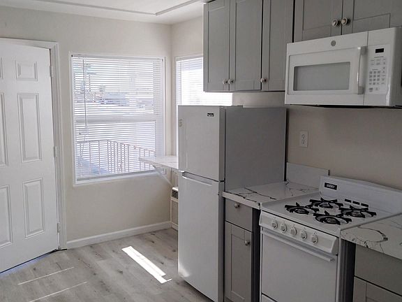2nd image of 4510 58th St #14
