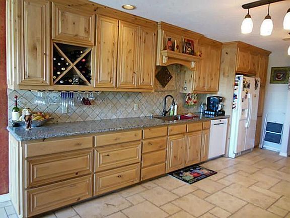 3rd image of 10020 Stoneleigh Dr