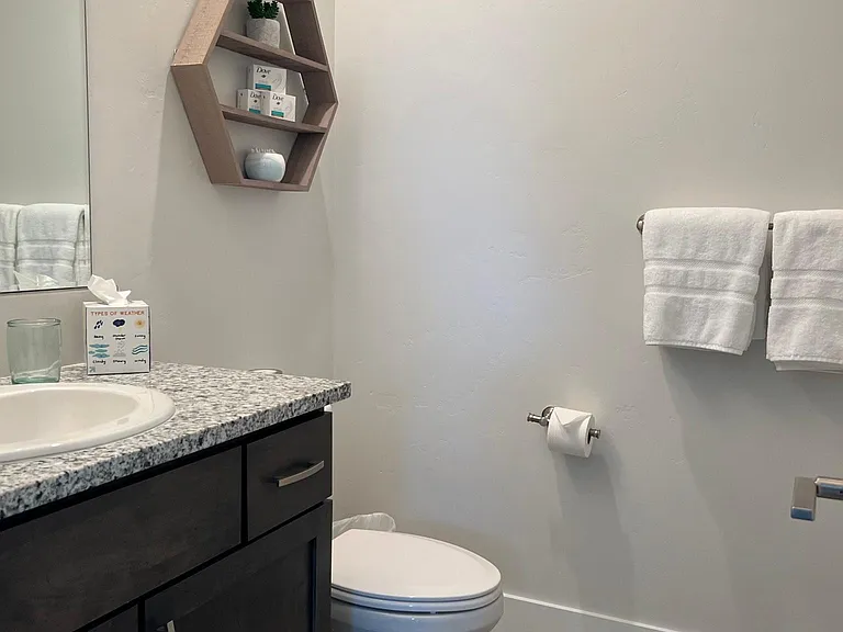 7821 W Crestwood Dr — Photo 14