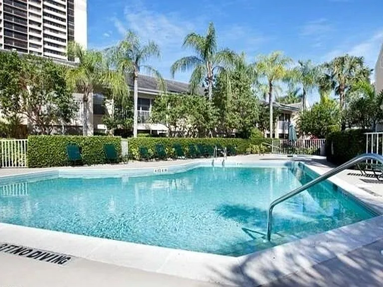 5635 Turtle Bay Dr #6 — Photo 19
