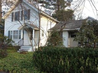 60 Washington Ave, Northampton, MA 01060