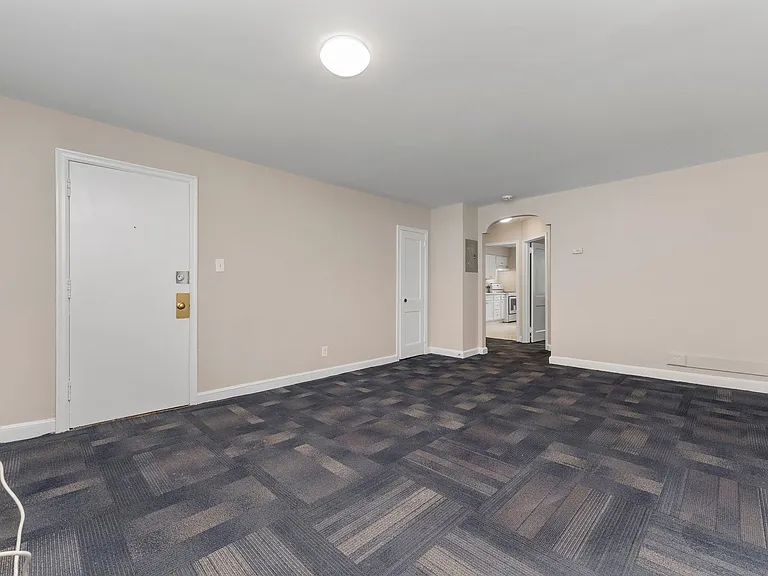 5346 Chew Ave - St. Teresa — Photo 12