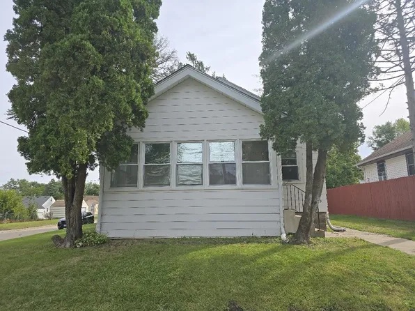 523 Alliance Ave, Rockford, IL 61101