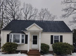 32 Little St, Manchester, CT 06040