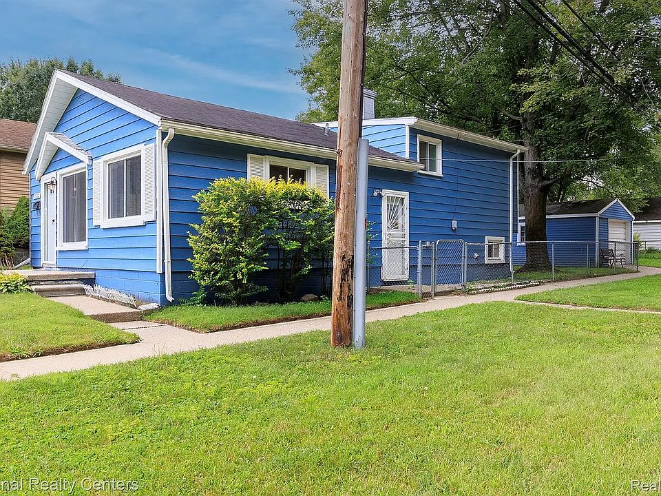 1st image of 15987 Centralia St