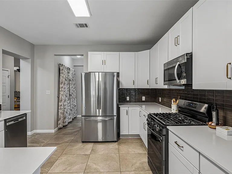 1705 Chula Vista Dr — Photo 12