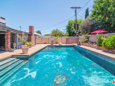 7421 Hatillo Ave, Winnetka, CA, 91306