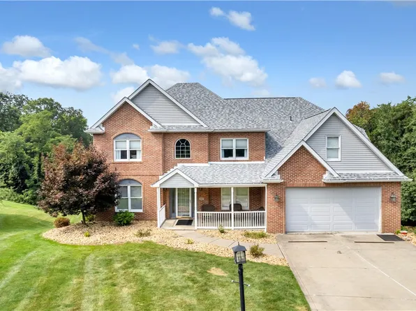 414 Fairborough Ct, Coraopolis, PA 15108