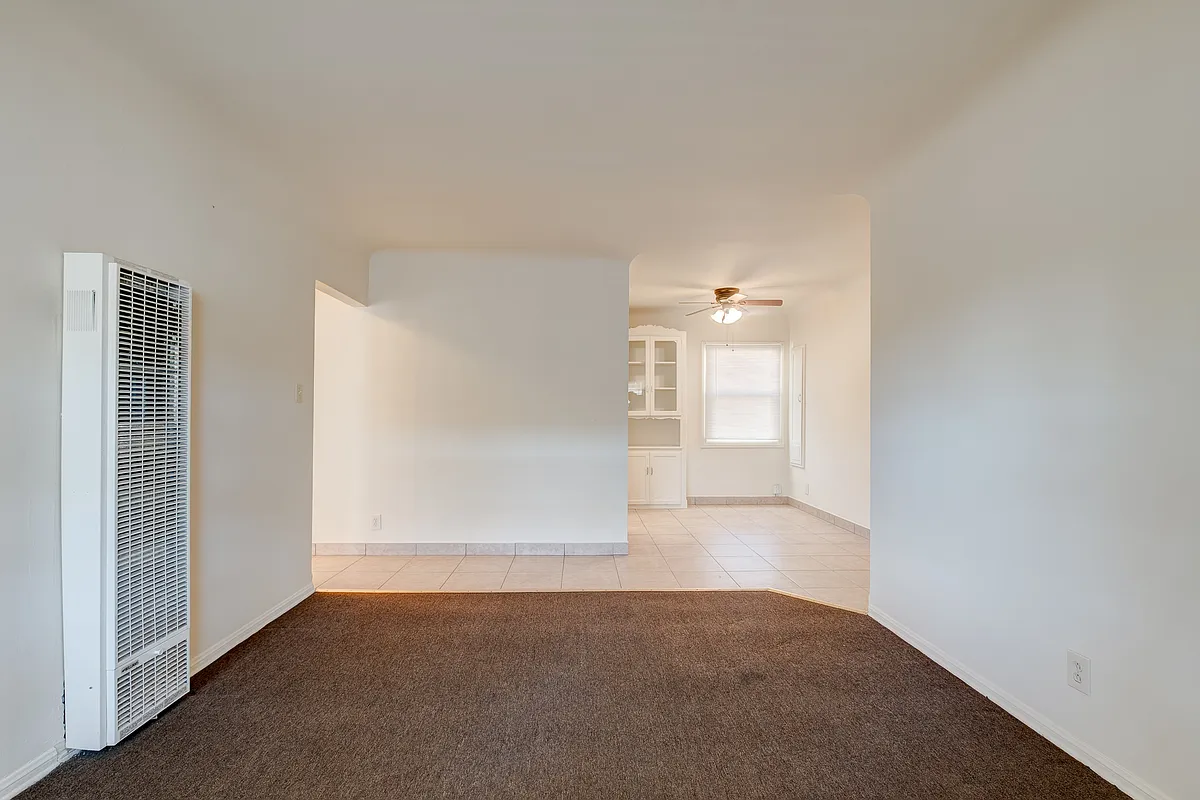 Building Photo - 11508 Simms Ave #4