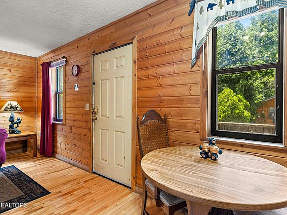 5th image of 2036 Ridge Rd #14