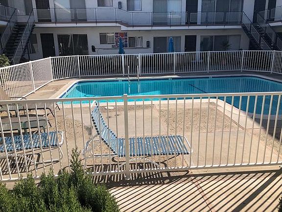 5th image of 3732 Mentone Ave APT 5