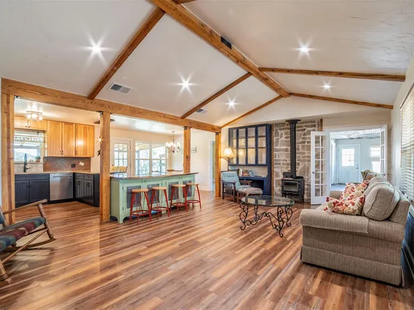 22303 Honeycomb Ln, Leander, TX 78641