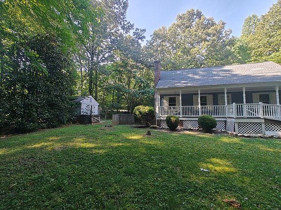2nd image of 2900 Deercreek Trl