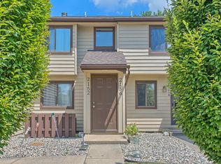 2156 Harbortown Cir, Champaign, IL 61821