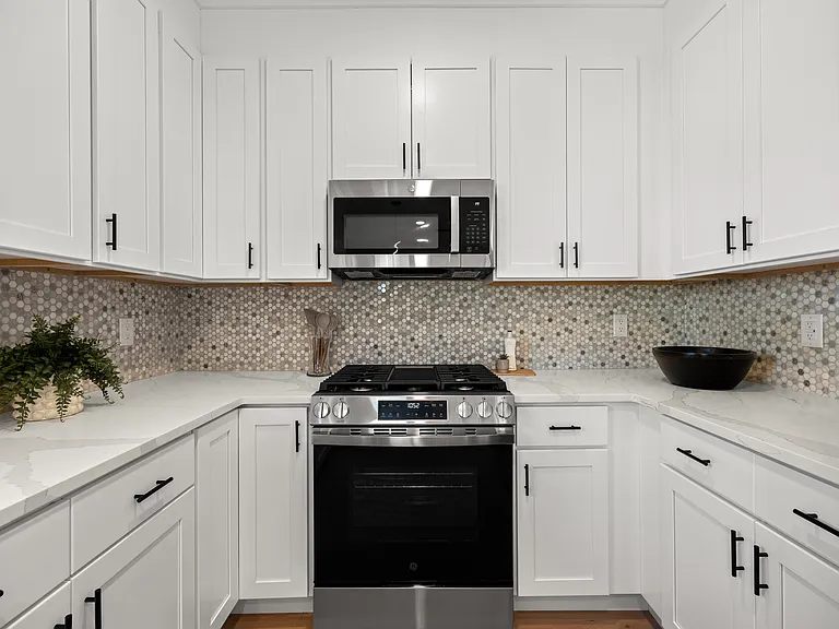 432 Jefferson St #2 — Photo 11