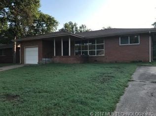 716 Yale Dr, Bartlesville, OK 74006