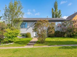 4722 S 49th Ave, Bentley, AB T0C0J0