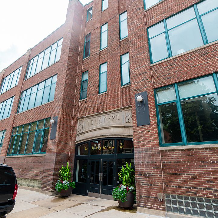 1st image of 2600 N Southport Ave APT 212