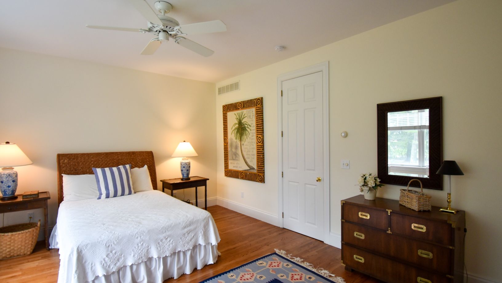  First Floor En-suite Guest Room