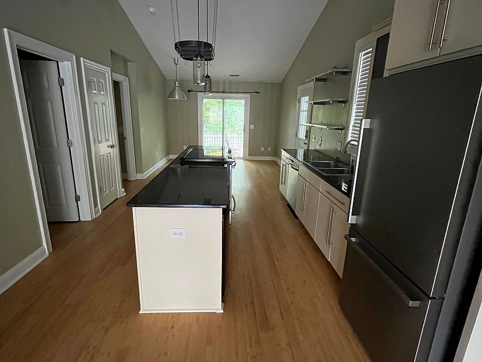 1st image of 3803 Cattail Ln