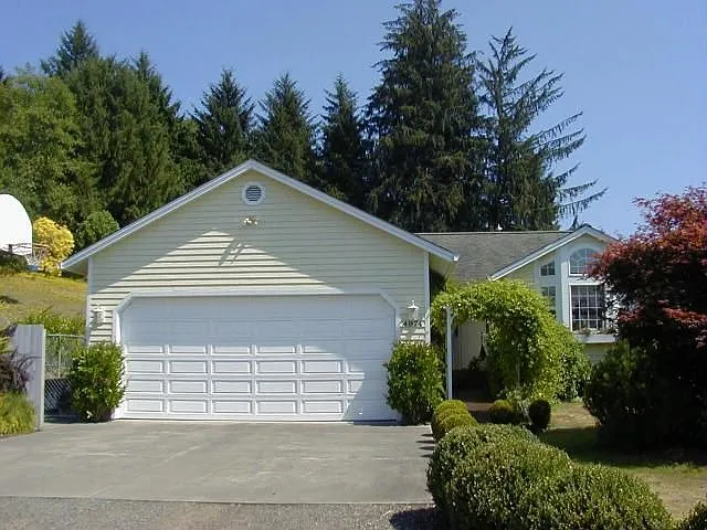 4974 Sollie Smith Rd N photo 1