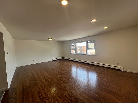 5th image of 169 Biltmore St Floor 2