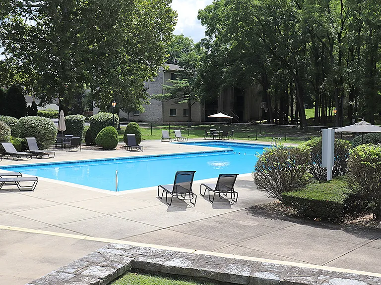 Wynnewood Park Apartments — Photo 15