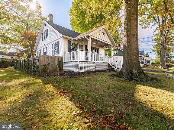 4th image of 441 Cricket Ave