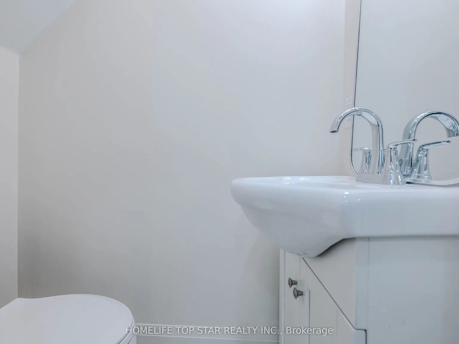 3 bed, $3,300 — Photo 4