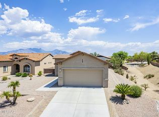967 W Calle Arrieta, Green Valley, AZ 85614