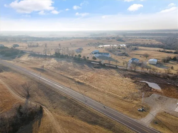 Golden Rd, Linwood, KS 66052