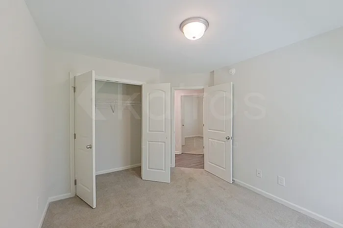 111 Live Oak Dr — Photo 14