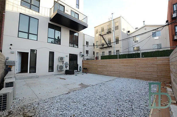 Rented by Brooklyn High Rise LLC | media 43