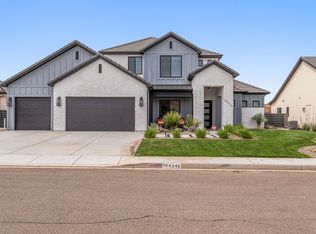 4346 S Secretariat Dr, Washington, UT 84780