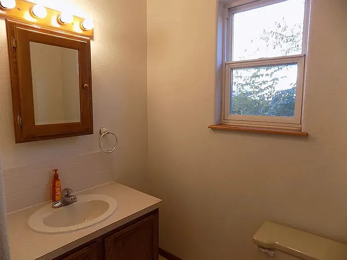 216 N Fern St — Photo 10