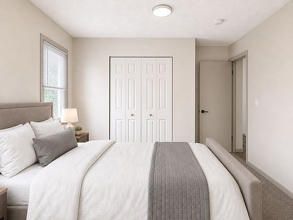 5th image of 802 Garfield St W APT 66