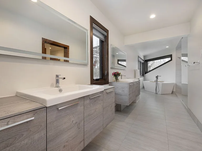 3245 Katsos Ranch Rd — Photo 29