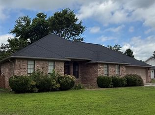 604 S Seattle Ave, Russellville, AR 72801