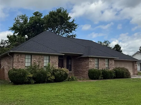 604 S Seattle Ave, Russellville, AR 72801