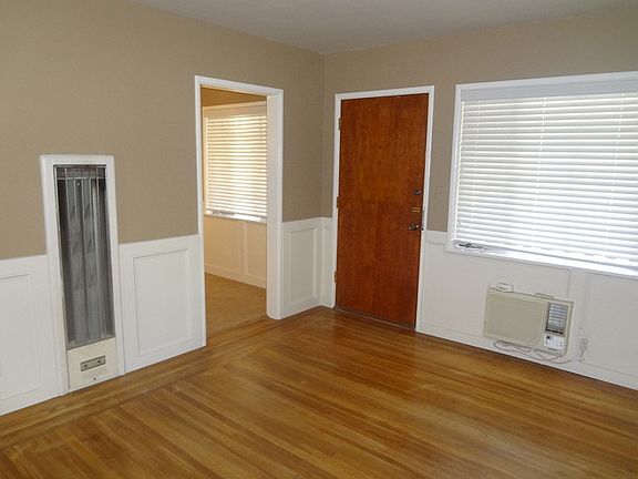 5th image of 2325 H St APT 11B