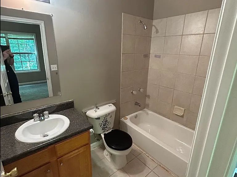 1198 Joseph E Boone Blvd NW #A — Photo 24