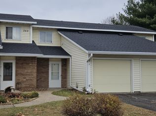 353 Nicole Ln APT 3, River Falls, WI 54022