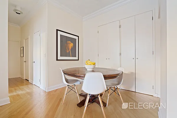 Sold by (Legacy) Elegran | media 6